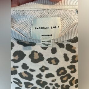 American Eagle sweatshirt